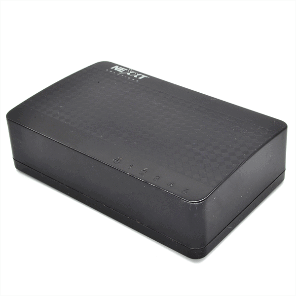 NAXOS-500-DESKTOP-SWITCH-5-PORT_60042_NW223NXT67_1.png